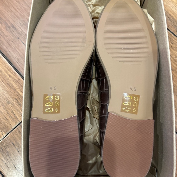 New in Box Madewell loafers! - Picture 3 of 3